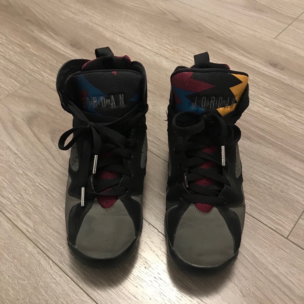 Jordan Retro Bordeaux 7s